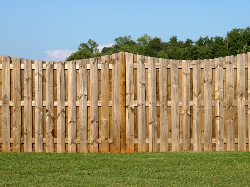 Plank Fence Installation in Pearland, TX